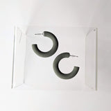 Medium Hoops