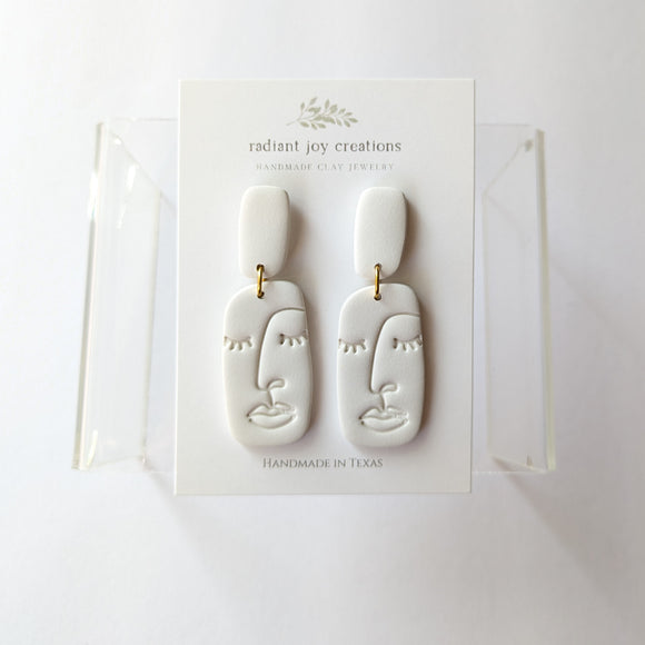 Abstract Face Dangles