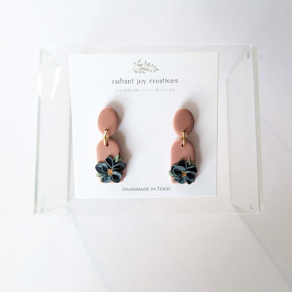 Pendant Mini Dangles / Blue Flower
